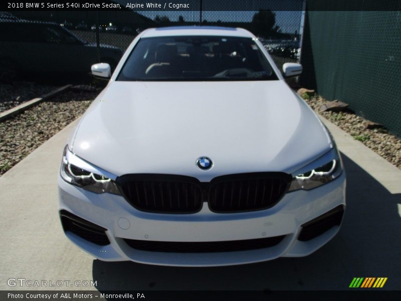 Alpine White / Cognac 2018 BMW 5 Series 540i xDrive Sedan