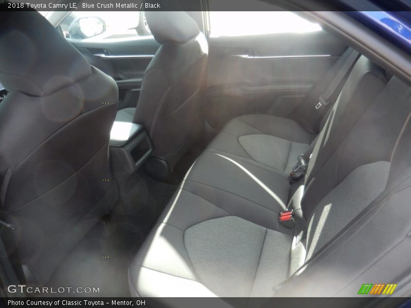 Blue Crush Metallic / Black 2018 Toyota Camry LE