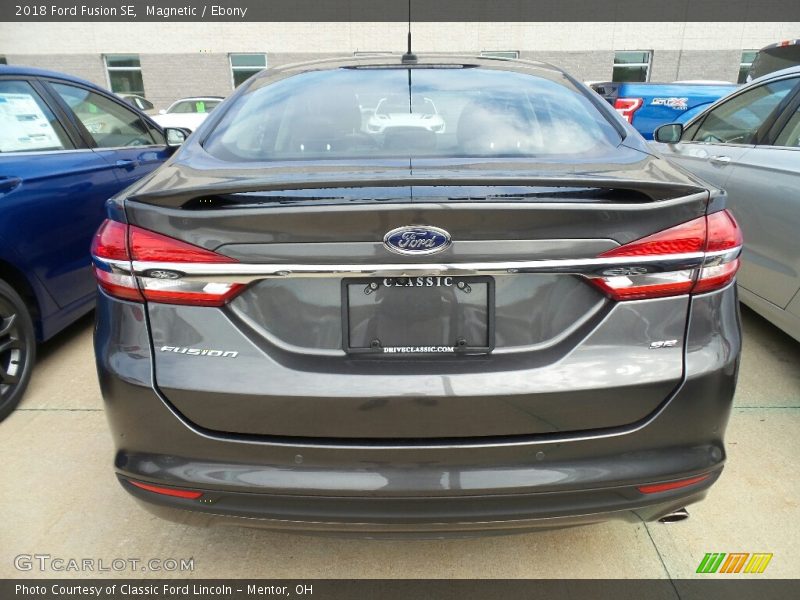 Magnetic / Ebony 2018 Ford Fusion SE