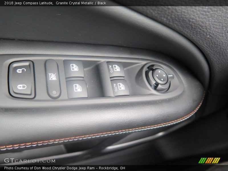 Granite Crystal Metallic / Black 2018 Jeep Compass Latitude