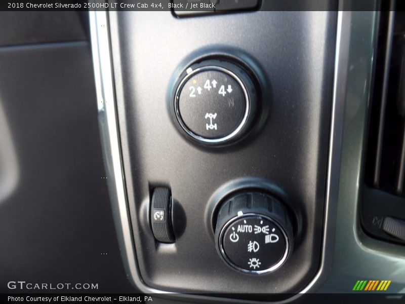 Controls of 2018 Silverado 2500HD LT Crew Cab 4x4