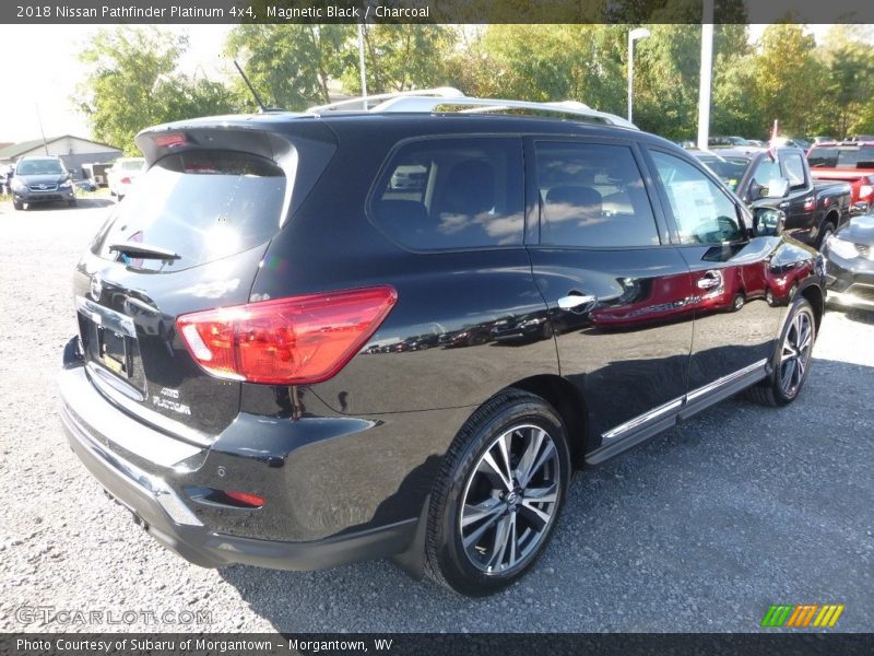 Magnetic Black / Charcoal 2018 Nissan Pathfinder Platinum 4x4