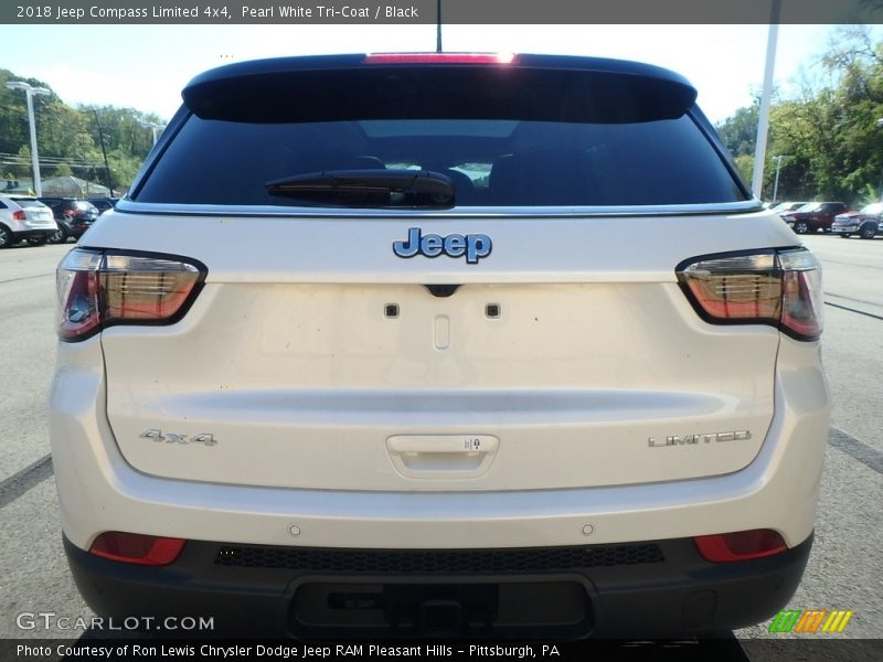 Pearl White Tri–Coat / Black 2018 Jeep Compass Limited 4x4