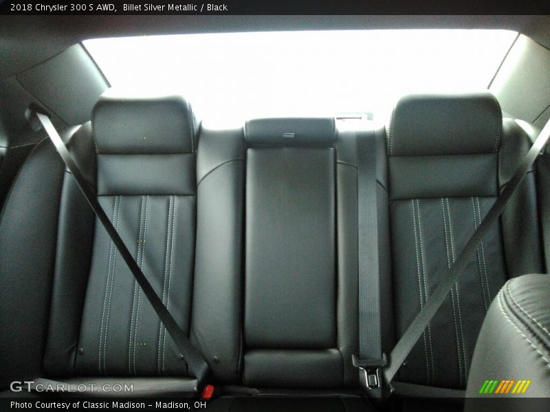Billet Silver Metallic / Black 2018 Chrysler 300 S AWD