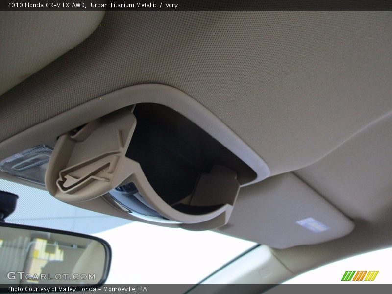 Urban Titanium Metallic / Ivory 2010 Honda CR-V LX AWD