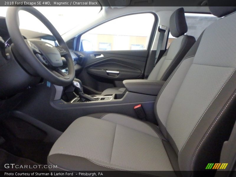 Magnetic / Charcoal Black 2018 Ford Escape SE 4WD
