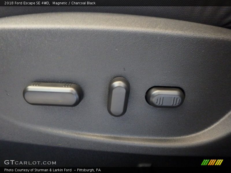 Magnetic / Charcoal Black 2018 Ford Escape SE 4WD