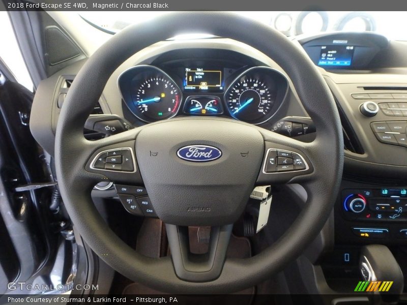 Magnetic / Charcoal Black 2018 Ford Escape SE 4WD
