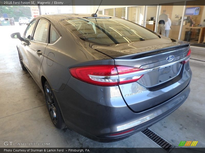 Magnetic / Ebony 2018 Ford Fusion SE