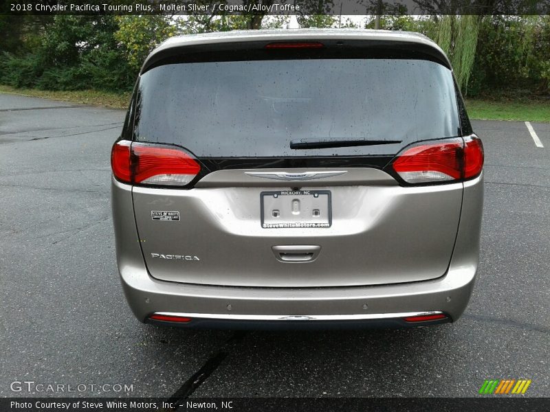 Molten Silver / Cognac/Alloy/Toffee 2018 Chrysler Pacifica Touring Plus