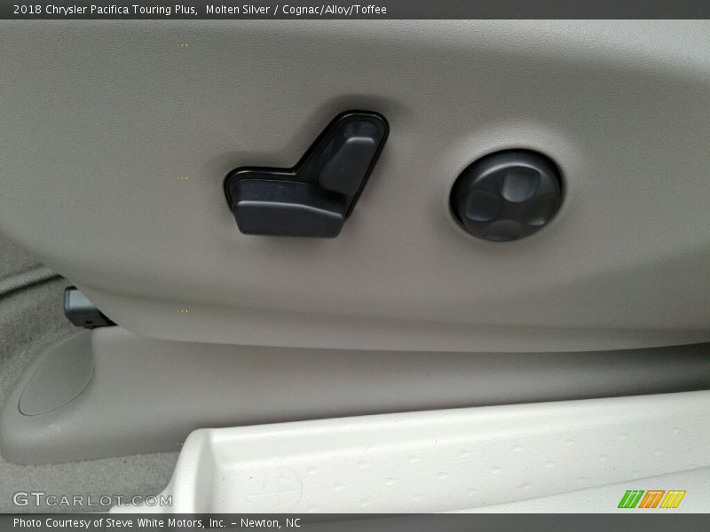 Molten Silver / Cognac/Alloy/Toffee 2018 Chrysler Pacifica Touring Plus