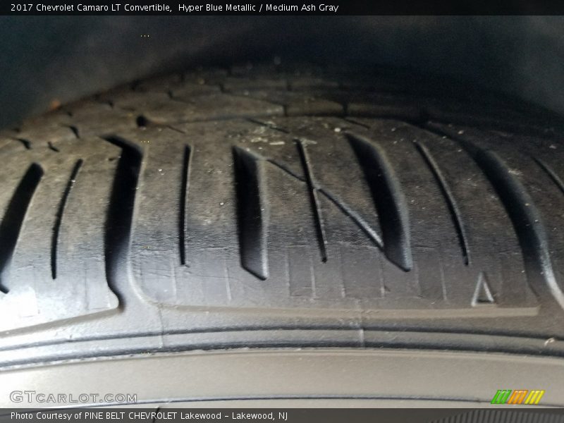 Hyper Blue Metallic / Medium Ash Gray 2017 Chevrolet Camaro LT Convertible