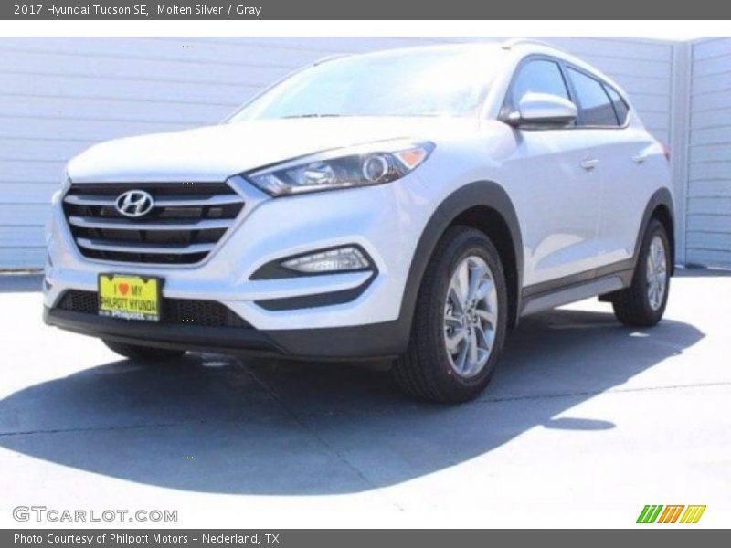 Molten Silver / Gray 2017 Hyundai Tucson SE