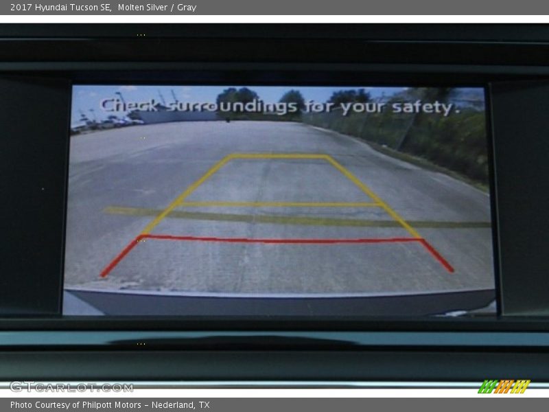 Molten Silver / Gray 2017 Hyundai Tucson SE
