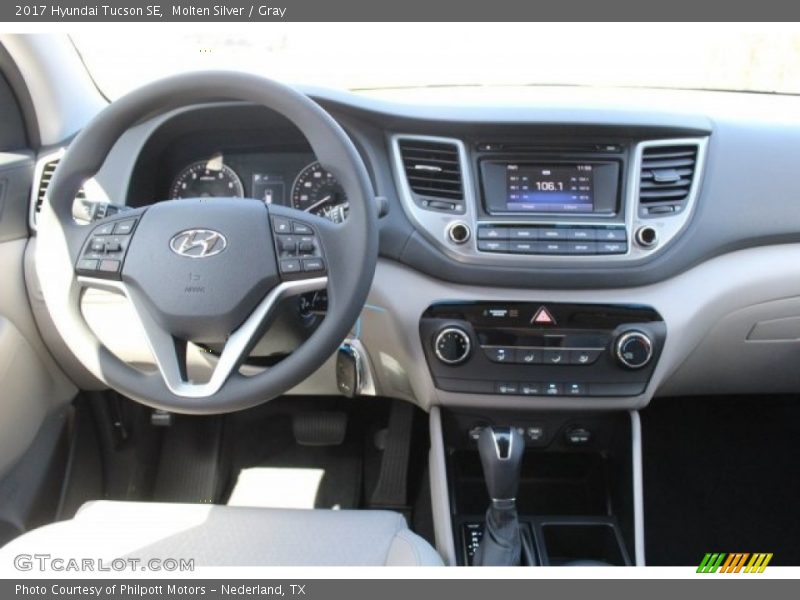 Molten Silver / Gray 2017 Hyundai Tucson SE