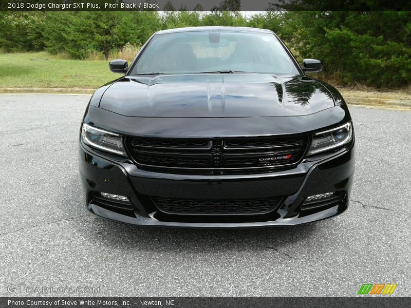 Pitch Black / Black 2018 Dodge Charger SXT Plus