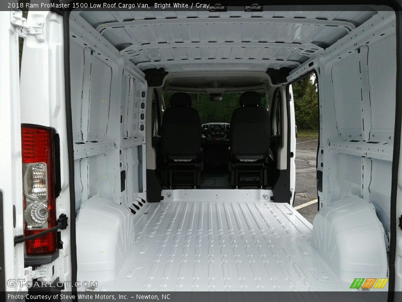 Bright White / Gray 2018 Ram ProMaster 1500 Low Roof Cargo Van