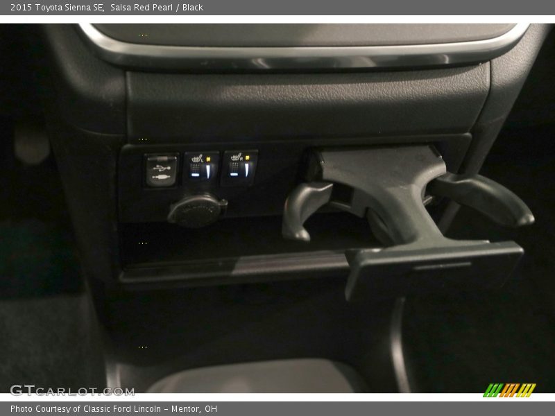 Salsa Red Pearl / Black 2015 Toyota Sienna SE