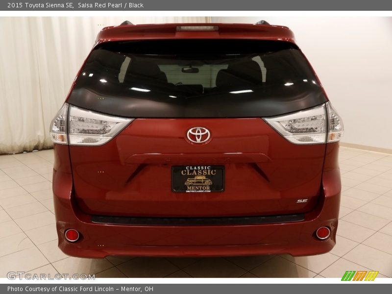 Salsa Red Pearl / Black 2015 Toyota Sienna SE