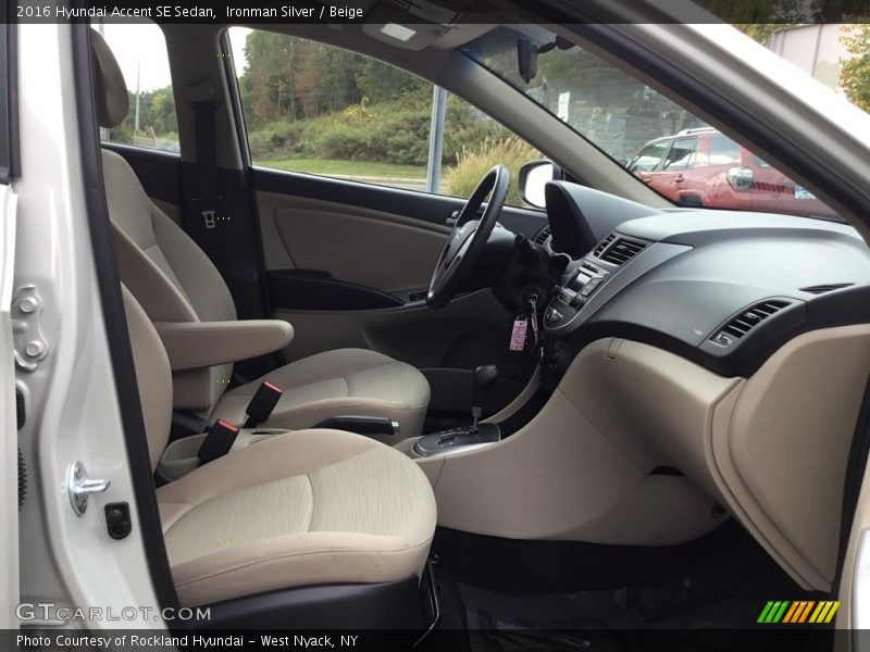 Ironman Silver / Beige 2016 Hyundai Accent SE Sedan
