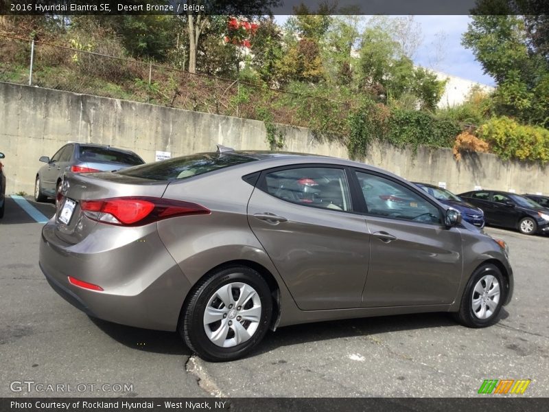 Desert Bronze / Beige 2016 Hyundai Elantra SE