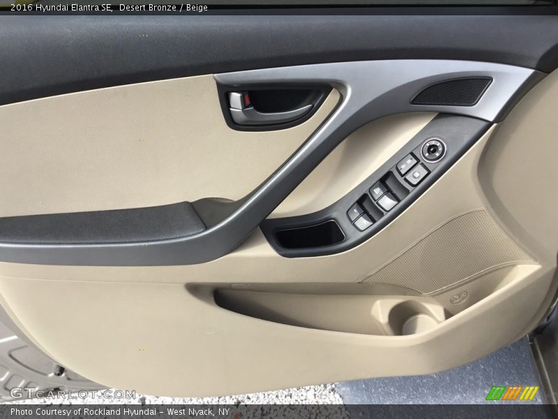 Desert Bronze / Beige 2016 Hyundai Elantra SE