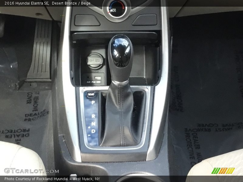 Desert Bronze / Beige 2016 Hyundai Elantra SE