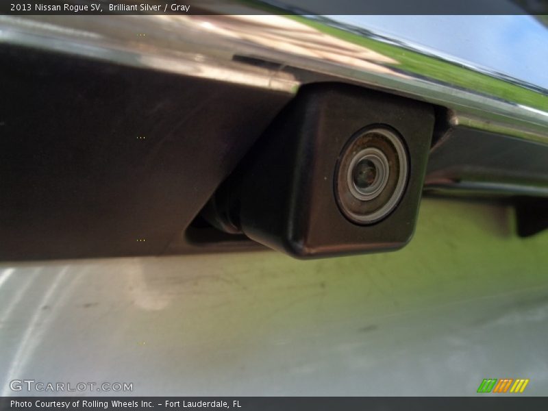 Brilliant Silver / Gray 2013 Nissan Rogue SV