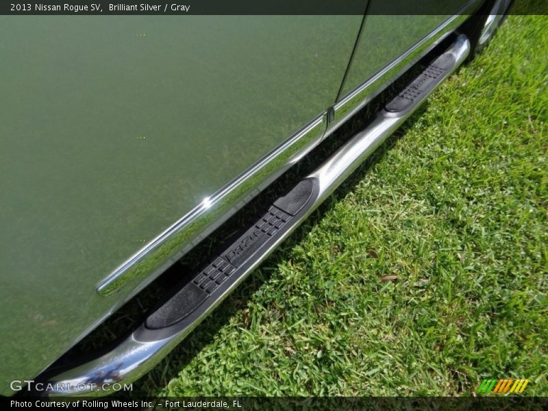 Brilliant Silver / Gray 2013 Nissan Rogue SV