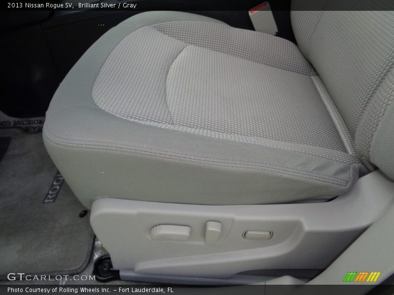 Brilliant Silver / Gray 2013 Nissan Rogue SV