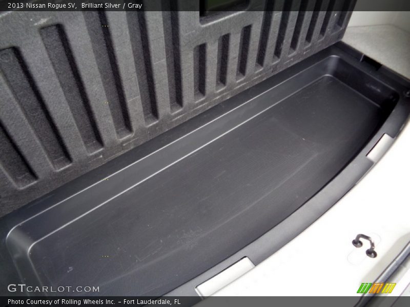 Brilliant Silver / Gray 2013 Nissan Rogue SV