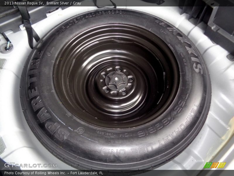 Brilliant Silver / Gray 2013 Nissan Rogue SV