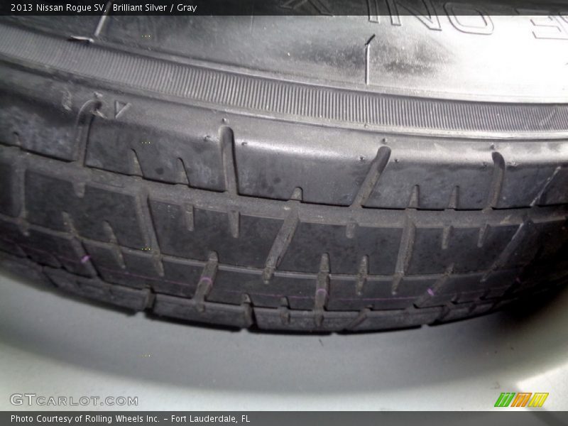 Brilliant Silver / Gray 2013 Nissan Rogue SV