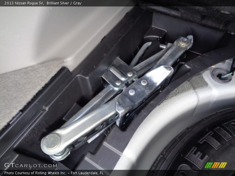 Brilliant Silver / Gray 2013 Nissan Rogue SV
