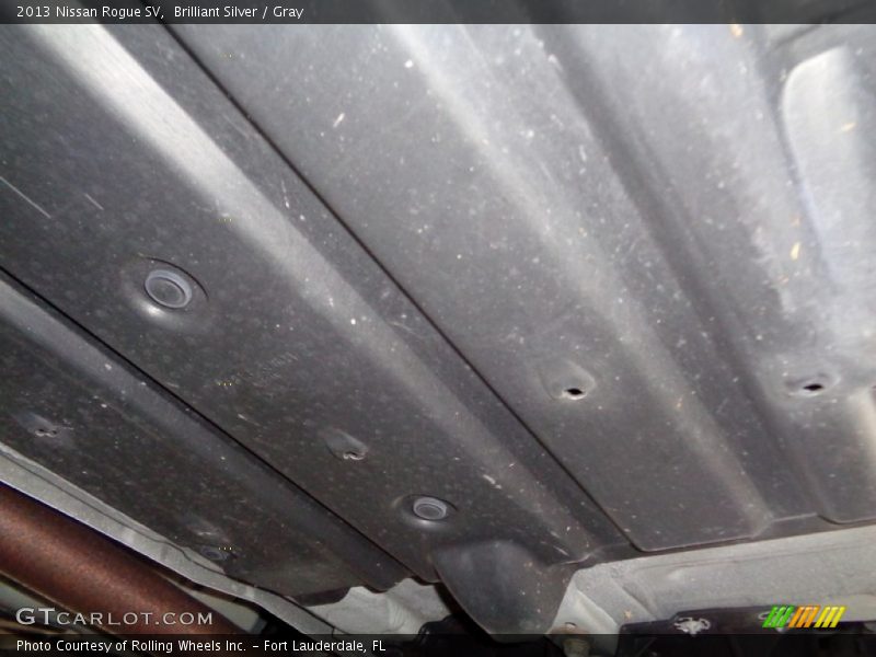 Brilliant Silver / Gray 2013 Nissan Rogue SV