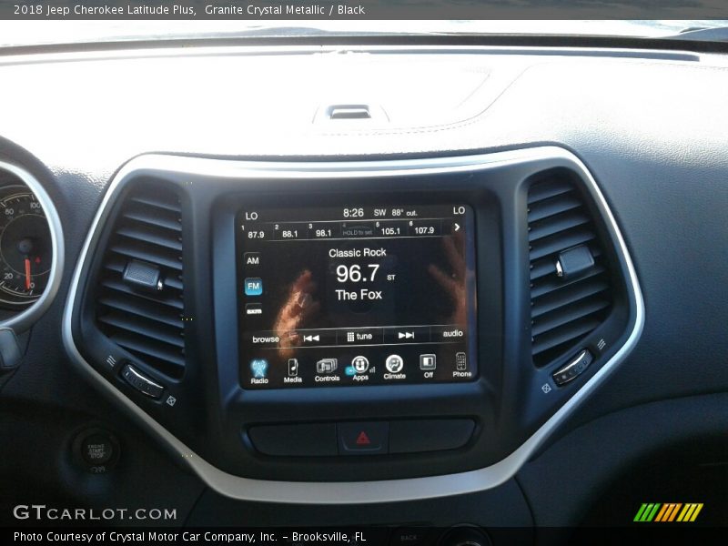 Granite Crystal Metallic / Black 2018 Jeep Cherokee Latitude Plus