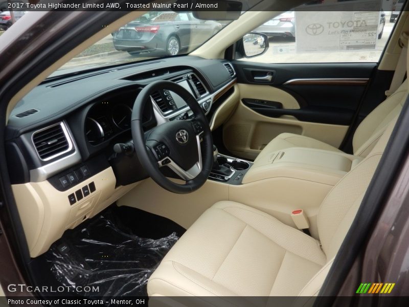 Toasted Walnut Pearl / Almond 2017 Toyota Highlander Limited AWD
