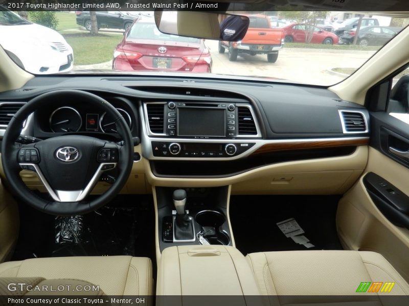 Toasted Walnut Pearl / Almond 2017 Toyota Highlander Limited AWD