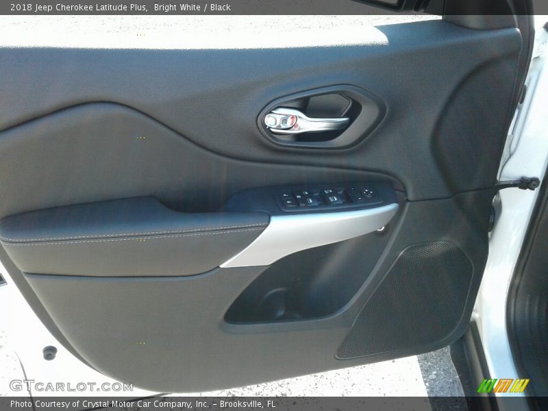 Bright White / Black 2018 Jeep Cherokee Latitude Plus