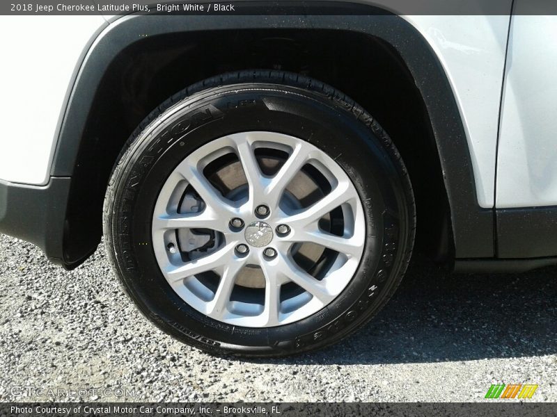 Bright White / Black 2018 Jeep Cherokee Latitude Plus