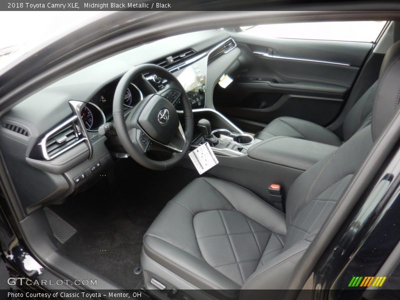 Midnight Black Metallic / Black 2018 Toyota Camry XLE