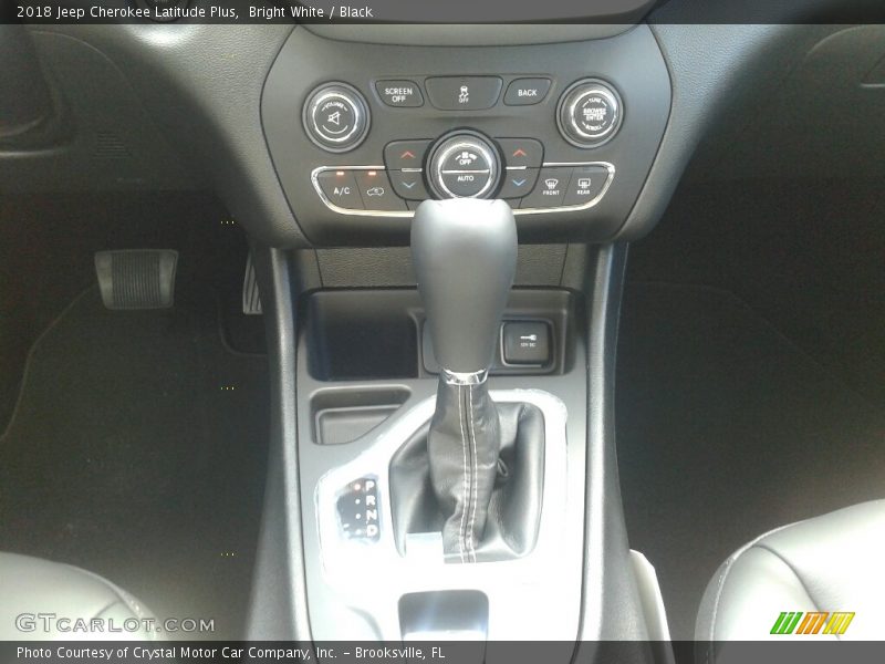 Bright White / Black 2018 Jeep Cherokee Latitude Plus