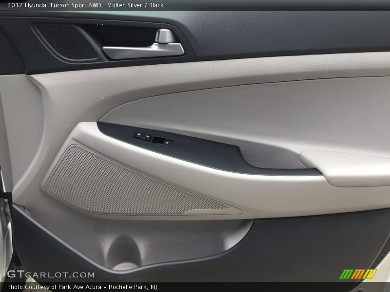 Molten Silver / Black 2017 Hyundai Tucson Sport AWD