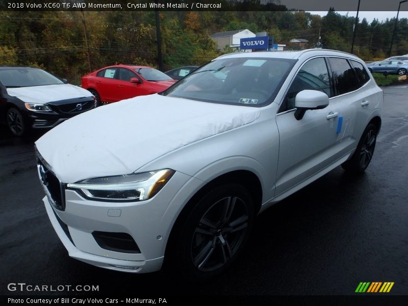 Crystal White Metallic / Charcoal 2018 Volvo XC60 T6 AWD Momentum