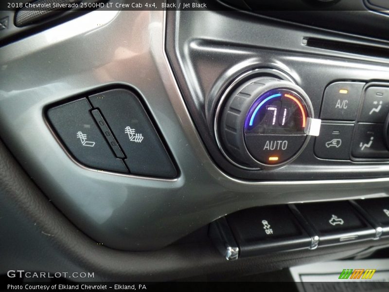 Controls of 2018 Silverado 2500HD LT Crew Cab 4x4