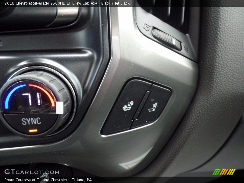 Controls of 2018 Silverado 2500HD LT Crew Cab 4x4