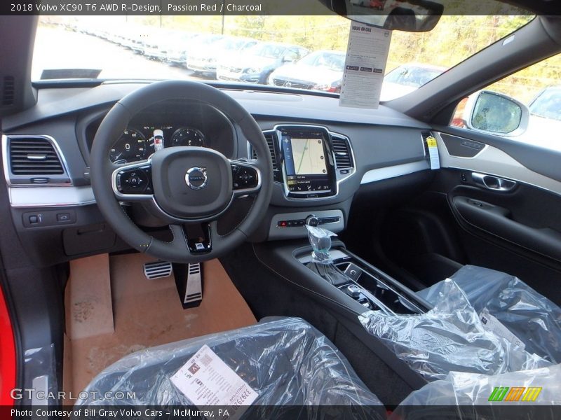 Dashboard of 2018 XC90 T6 AWD R-Design