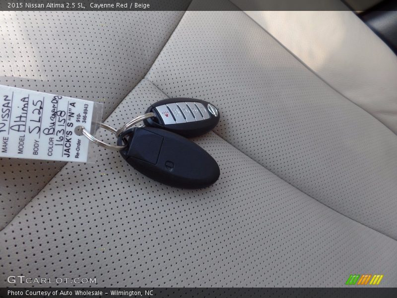 Cayenne Red / Beige 2015 Nissan Altima 2.5 SL
