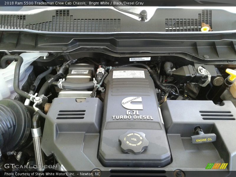 Bright White / Black/Diesel Gray 2018 Ram 5500 Tradesman Crew Cab Chassis