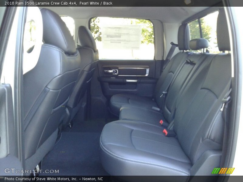 Pearl White / Black 2018 Ram 3500 Laramie Crew Cab 4x4